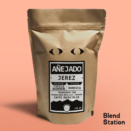 Café añejado en Jerez / Típica Bourbon · Blend Station ZD19